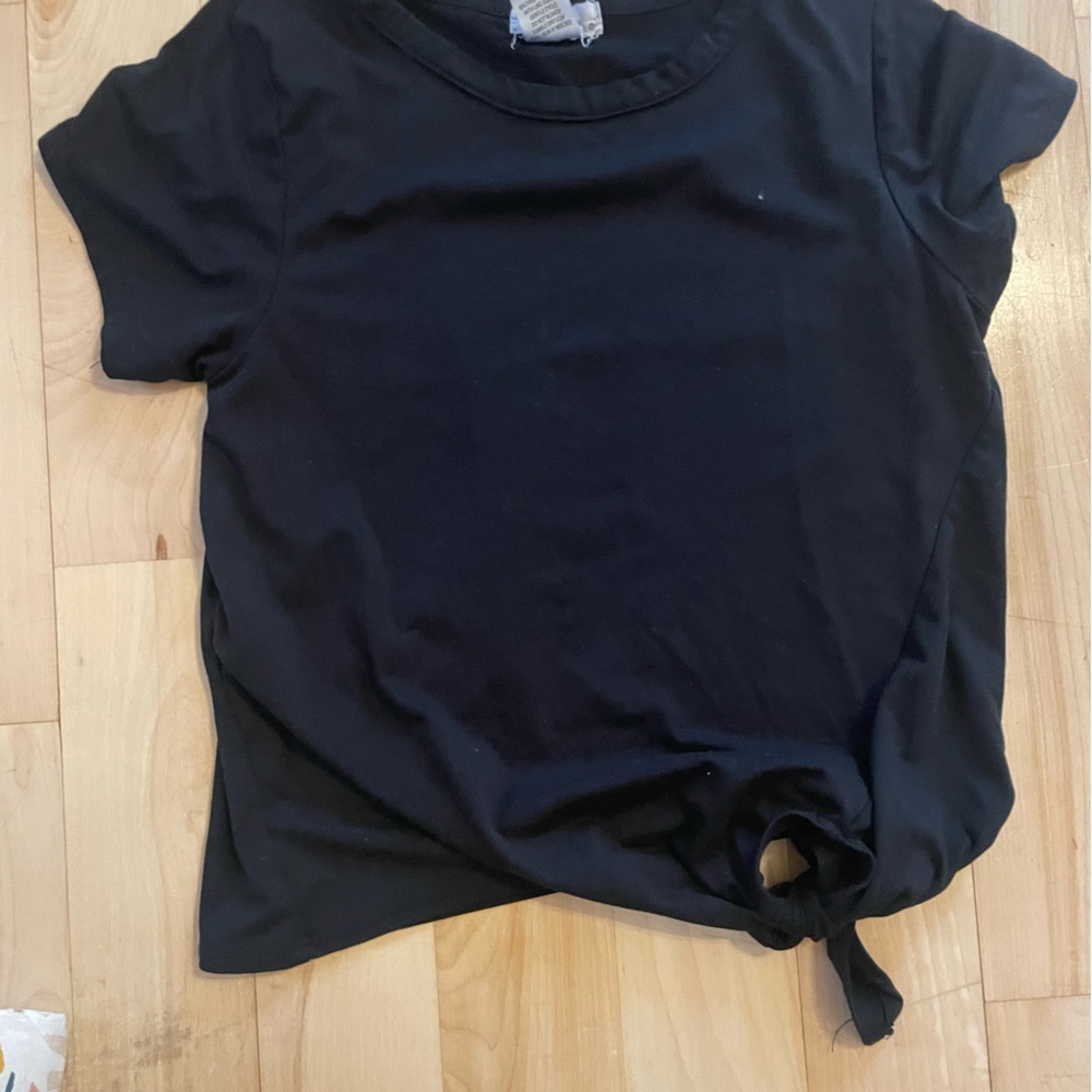 Black crop top